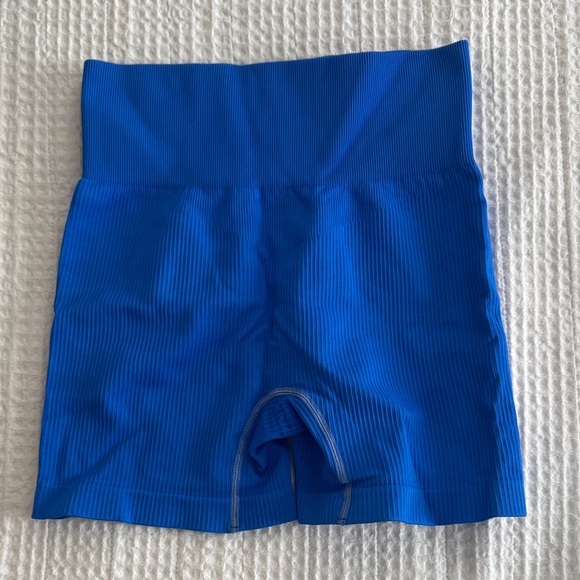 Blue Ribbed High-Waisted Shorts - Picture 2 of 3